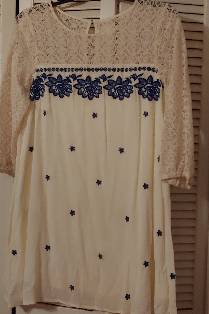 Boutique dress by Entro
